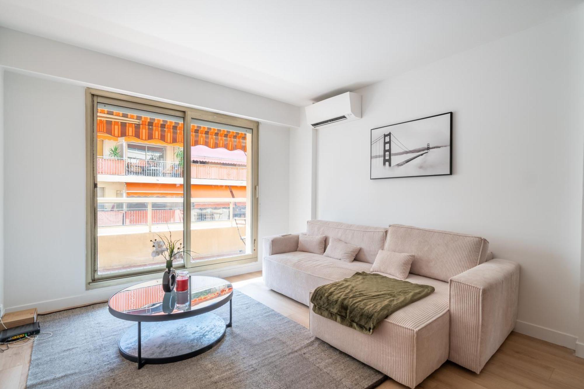 Near Old Town And Fully Renovated Leilighet *