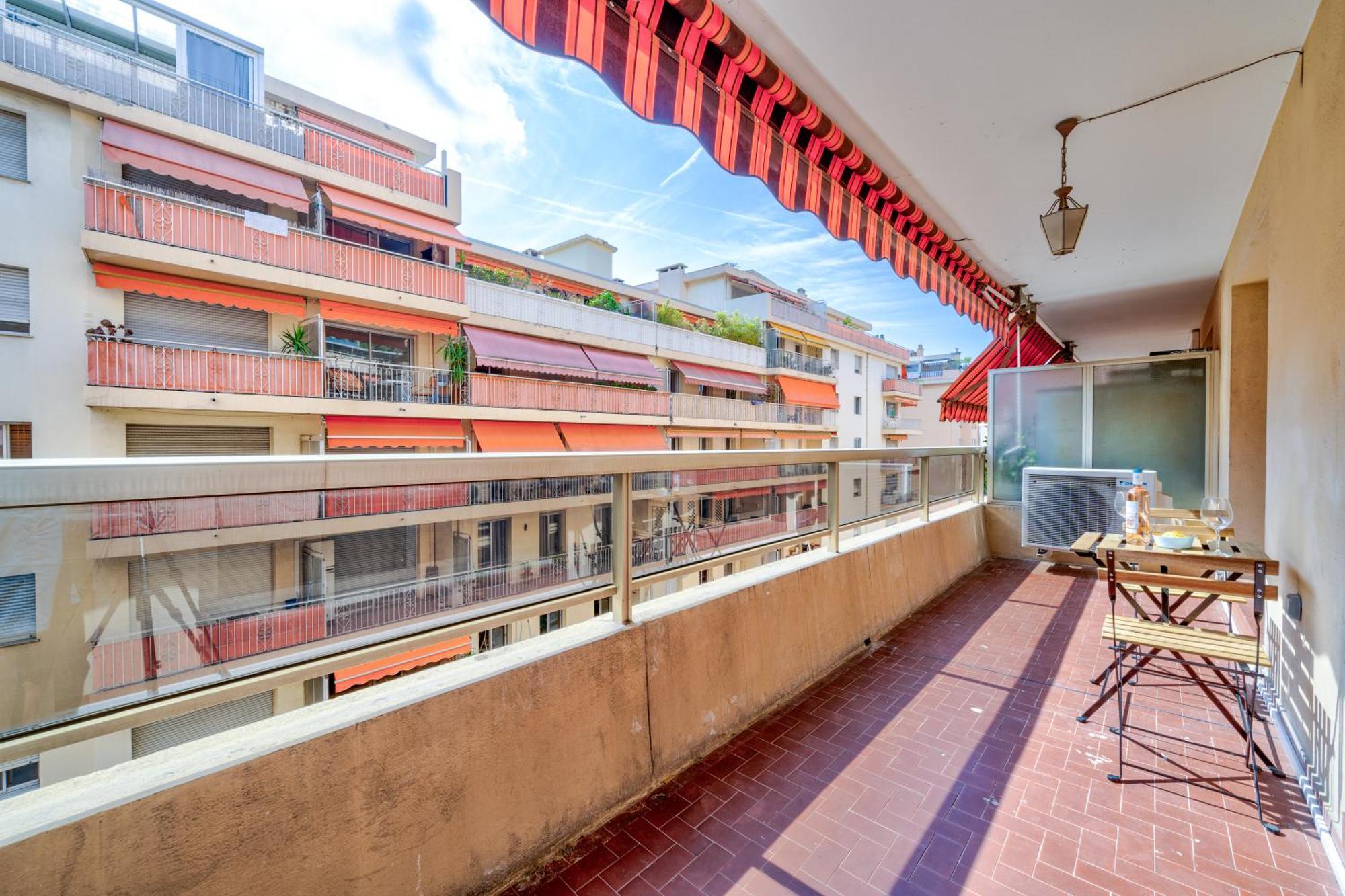 Near Old Town And Fully Renovated Leilighet Nice