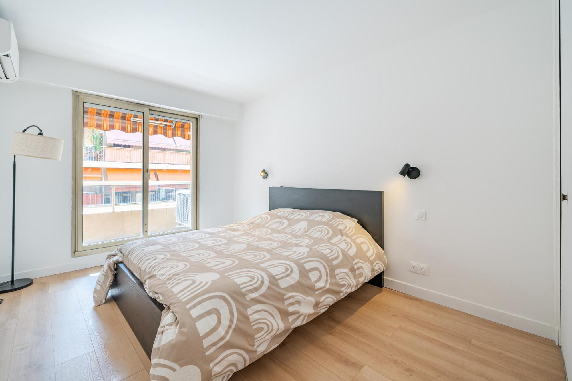 Leilighet Near Old Town And Fully Renovated