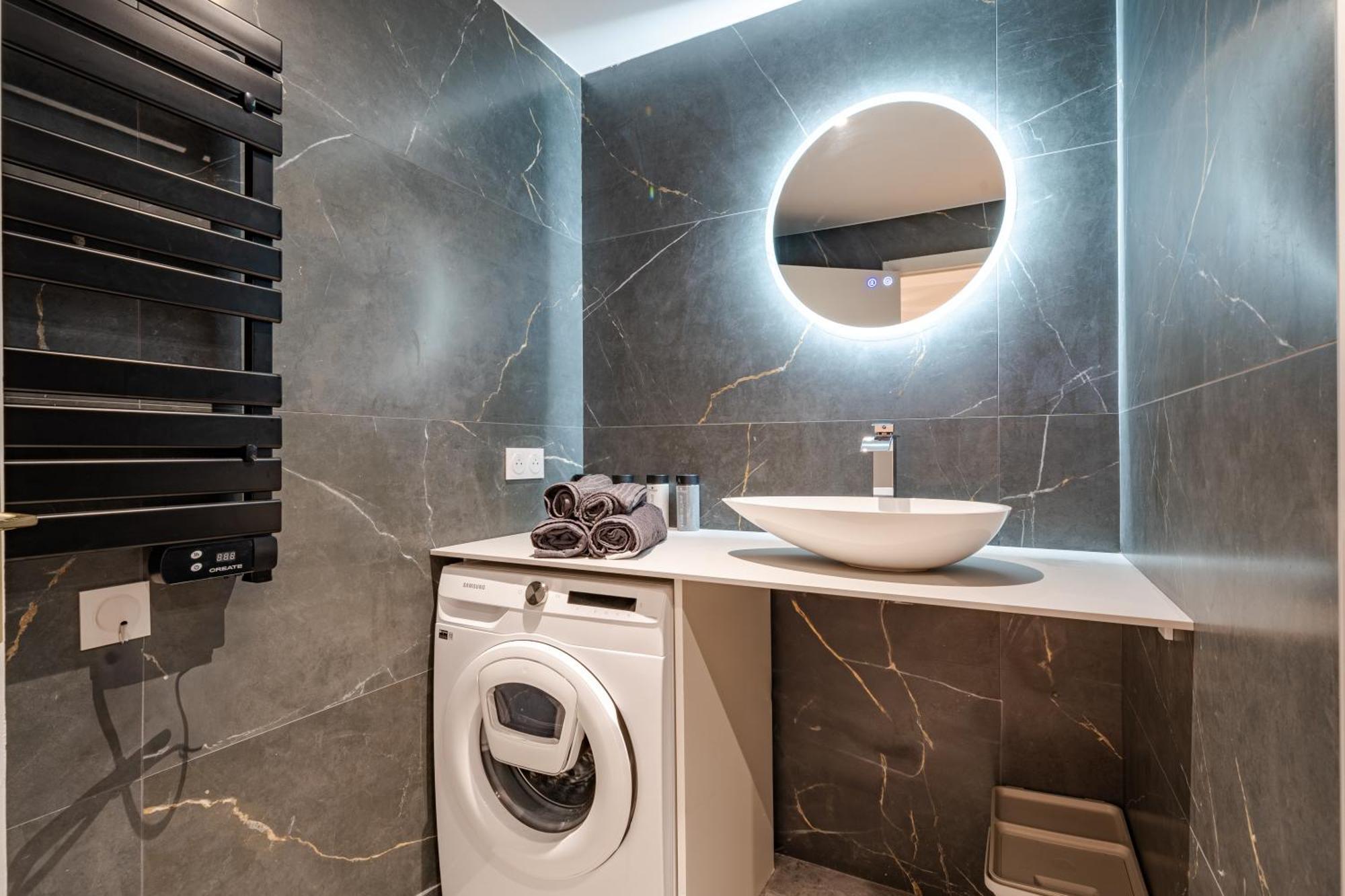 Near Old Town And Fully Renovated Leilighet *